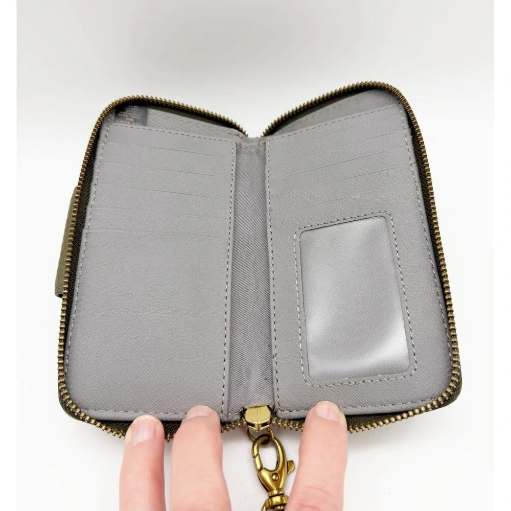 Fossil Wristlet Wallet Women's Green Leather Zip Around Clutch Cell Phone